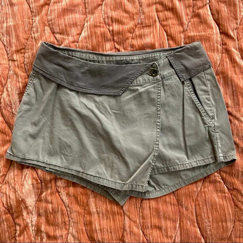 Michael Stars Khaki Skort